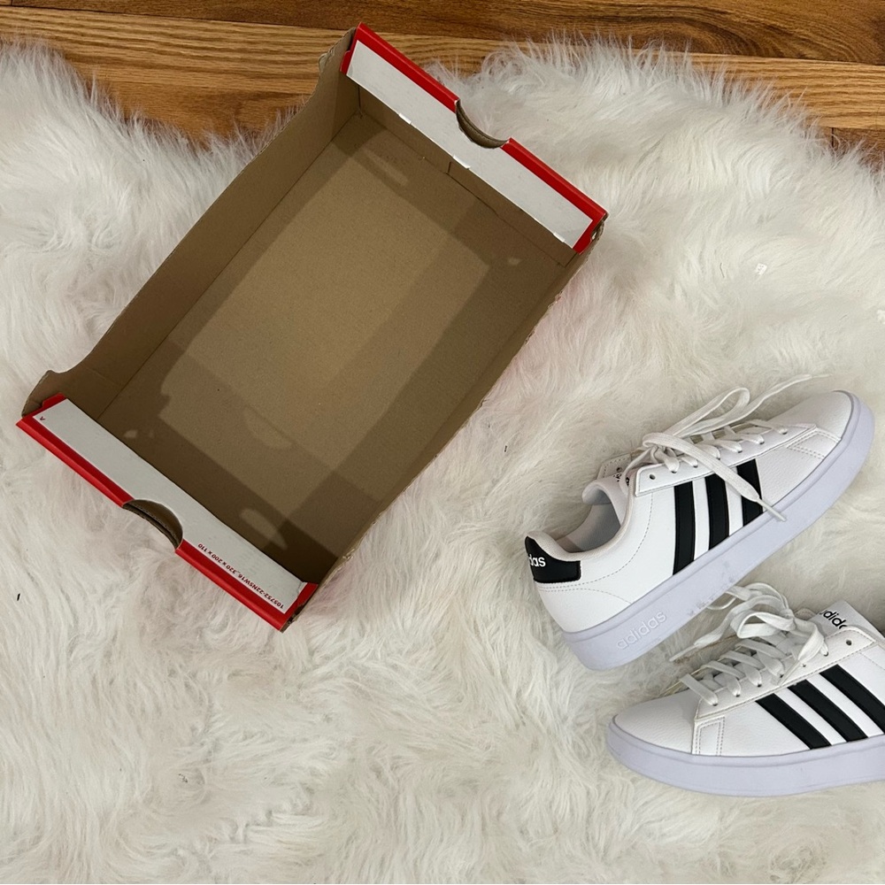 adidas Cloudfoam Comfort Sneakers – Women’s 7.5 - Picture 9 of 10